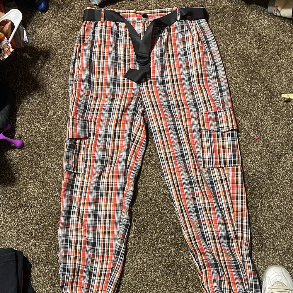 New Look Men's Black and Red Plaid Cargo Pants